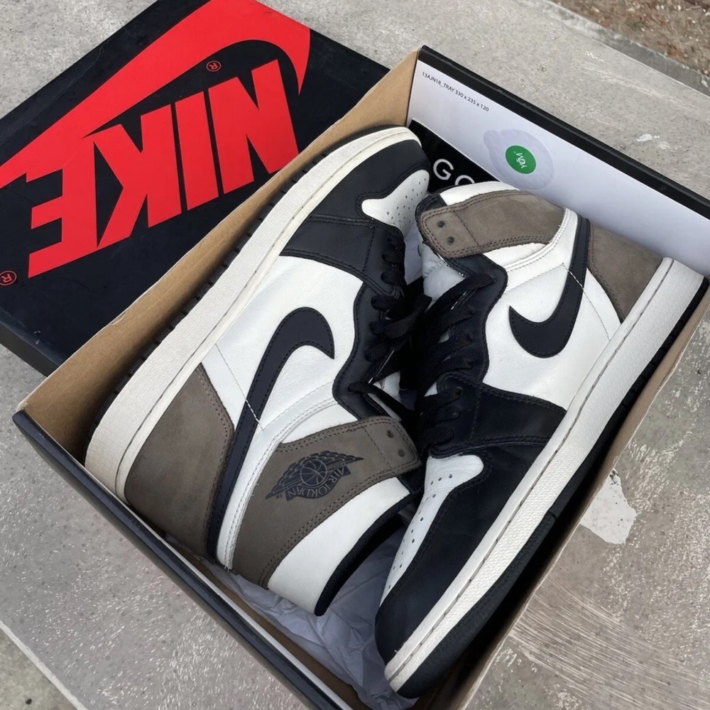 Nike Jordan 1 Retro OG High Dark Mocha